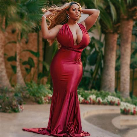 About Stephanie Nelson Aka Persephanii Aka Thick Yonce Bio Model About Stephanie Nelson Aka Persephanii Aka Thick Yonce Bio Model