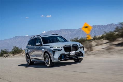 Bmw X7 Xdrive40i Looks Sporty In Brooklyn Grey Bmw X7 Xdrive40i Looks Sporty In Brooklyn Grey