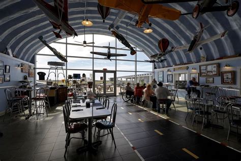 Hangar Cafe