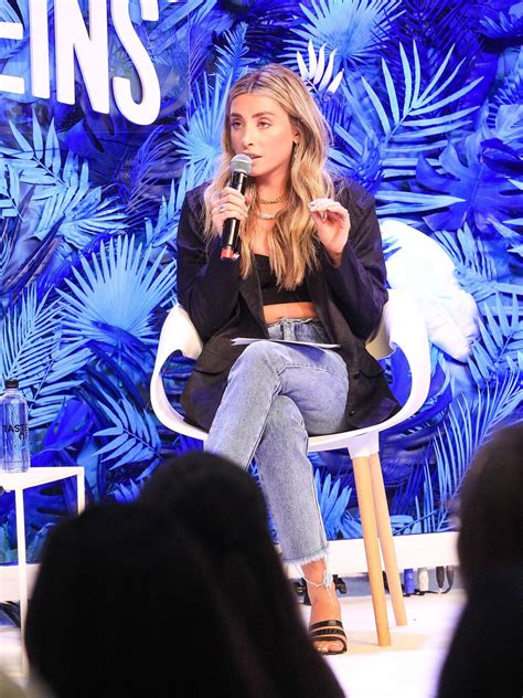 Lauren Elizabeth At Beautycon Festival 2019 In Los Angeles 08 10 20 Lauren Elizabeth At Beautycon Festival 2019 In Los Angeles 08 10 20