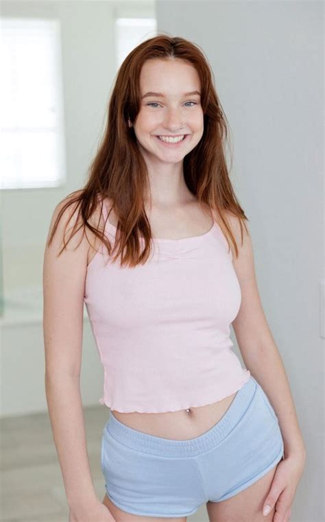 Melanie Marie Mlad Ie A Si Buduje Hrie Nu Kari Ru Melanie Marie Mlad Ie A Si Buduje Hrie Nu Kari Ru