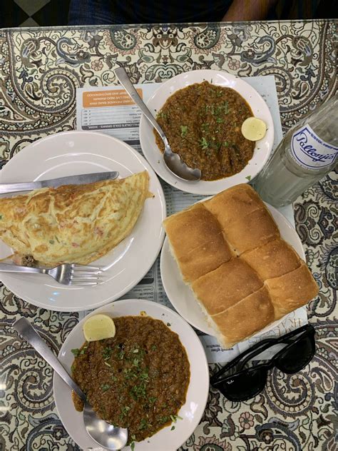Pav Cafe