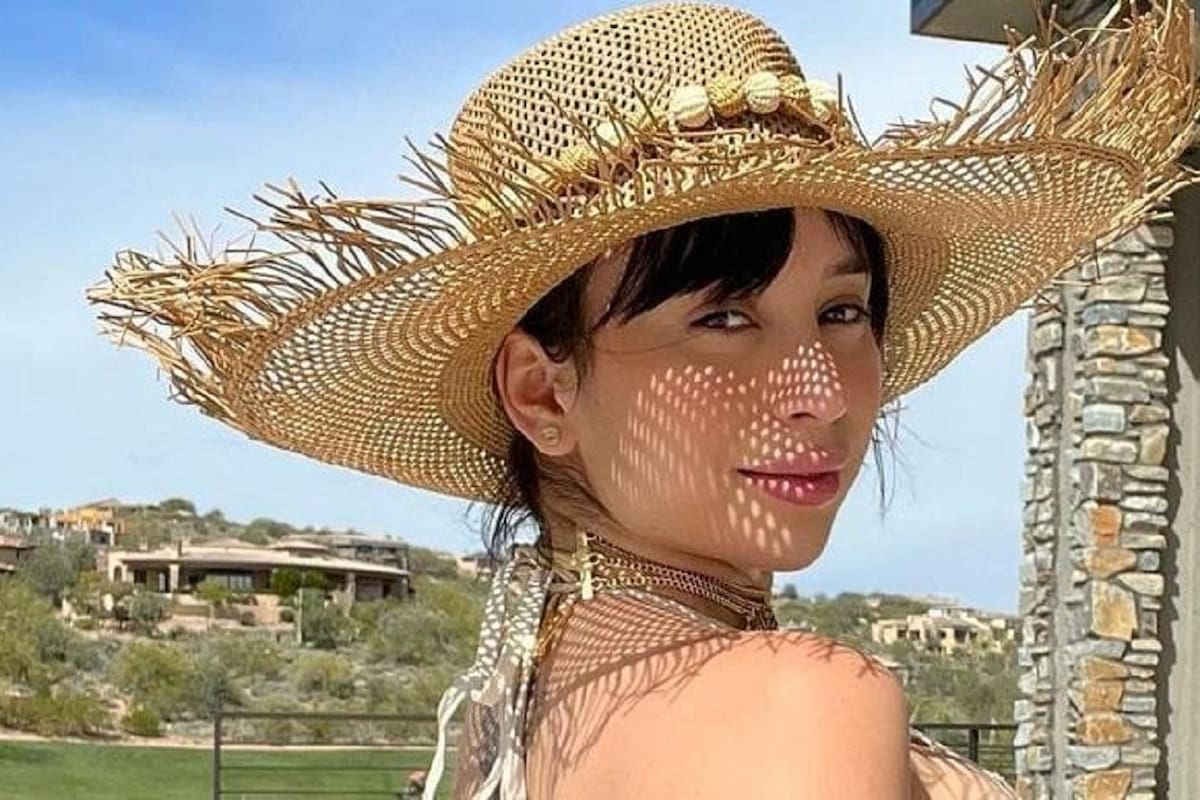 Ver Nica Perasso Se Vuelve El Centro De Atenci N De Sus Fans Al Modelar Ver Nica Perasso Se Vuelve El Centro De Atenci N De Sus Fans Al Modelar
