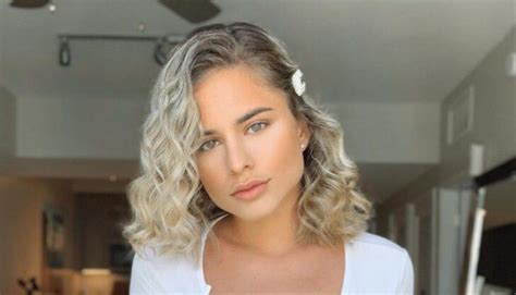Yaslen Clemente Causes A Sensation By Flaunting Her Spectacular Lace Yaslen Clemente Causes A Sensation By Flaunting Her Spectacular Lace